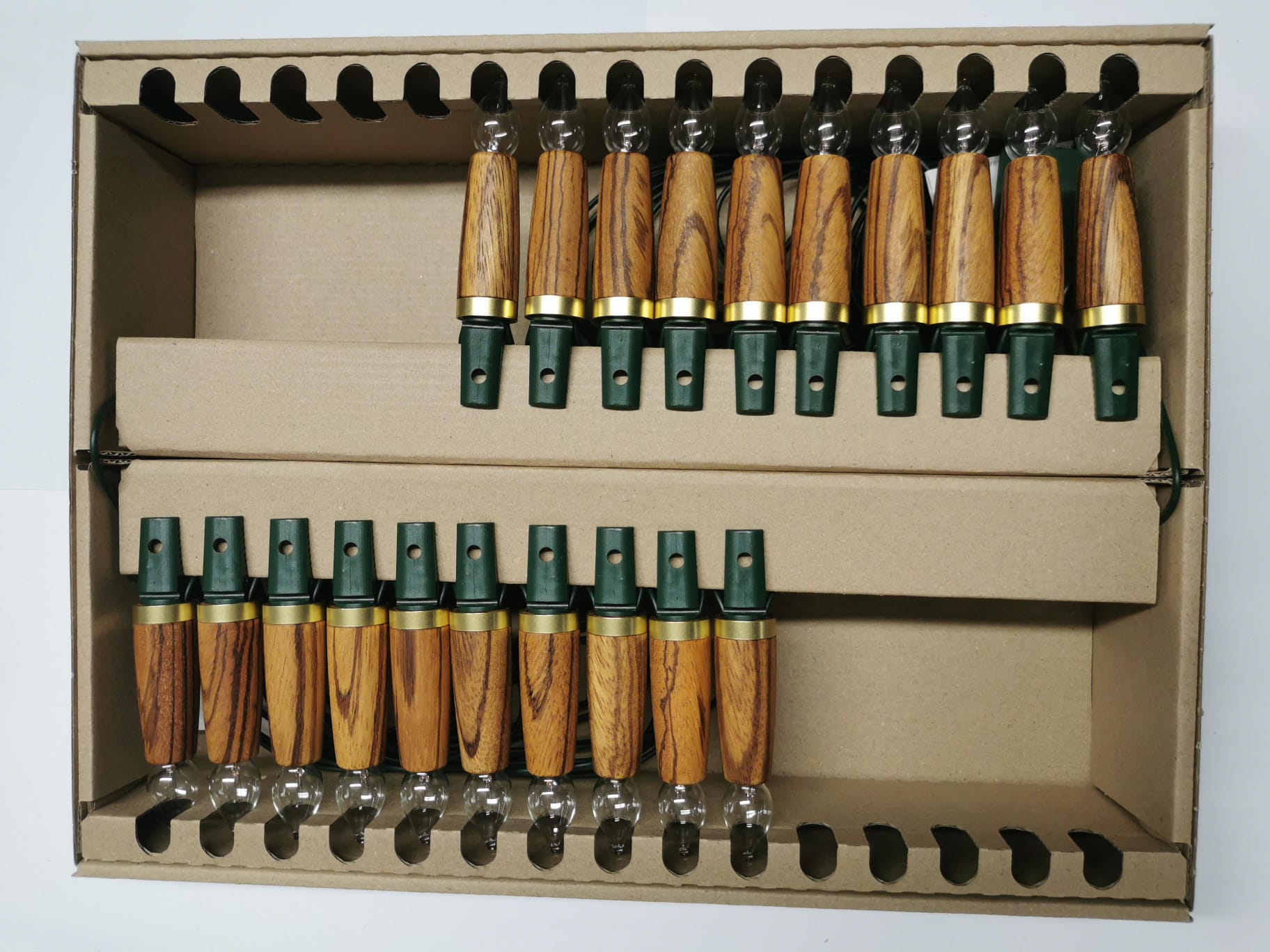 Holzschaft Innenlichterkette mit 20 Spitzkerzen, Zebrano